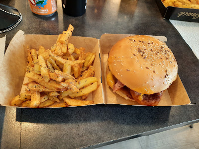 Titi Burger à Peypin