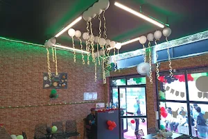 Chaat Puchka Cafe (HNY Foods) image