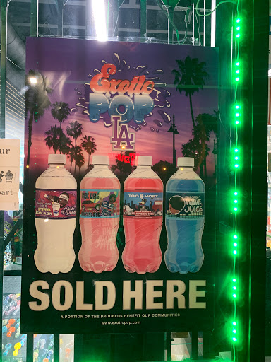 Tobacco Shop «VIP Smoke Shop», reviews and photos, 7131 Sunset Blvd, Los Angeles, CA 90046, USA