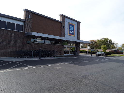 Supermarket «ALDI», reviews and photos, 3831 E Main St, Whitehall, OH 43213, USA