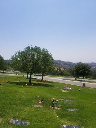 Florist «Rose Hills Flower Shop», reviews and photos, 3888 Workman Mill Rd, Whittier, CA 90601, USA