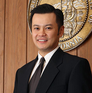 Immigration Lawyer Tuan Le