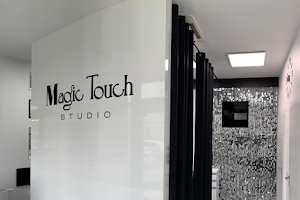 Magic Touch Studio. Rzęsy, paznokci, brwi, makijaż permanentny image