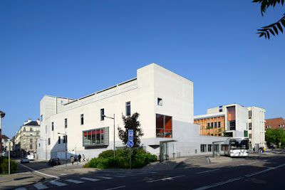 Collège Louis et Auguste Lumière à Besançon