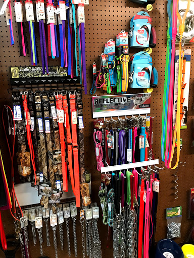 Animal Feed Store «Mid-County Farm & Feed Supply», reviews and photos, 128 S Twin City Hwy, Nederland, TX 77627, USA