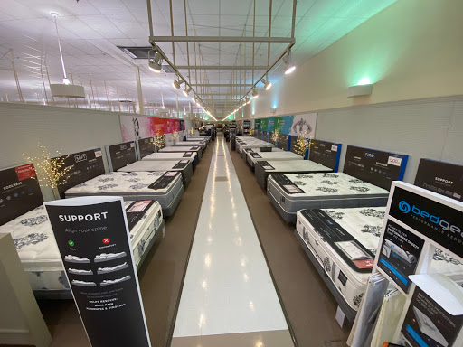 Furniture Store «Value City Furniture», reviews and photos, 4380 E New York St, Aurora, IL 60504, USA