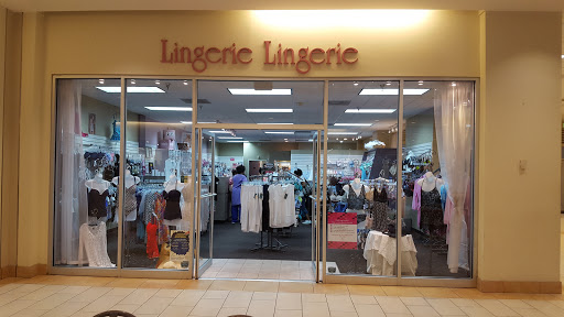 Shopping Mall «The Shops At Kenilworth», reviews and photos, 800 Kenilworth Dr, Towson, MD 21204, USA