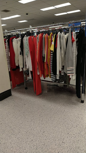 Clothing Store «Ross Dress for Less», reviews and photos, 6900 Katella Ave, Cypress, CA 90630, USA