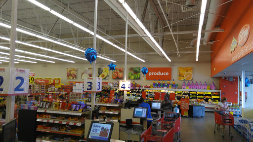 Grocery Store «Save-A-Lot», reviews and photos, 2021 George Jenkins Blvd #9a, Lakeland, FL 33815, USA