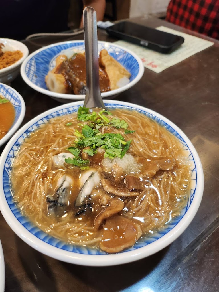 蚵鮮大腸蚵仔麵線 的照片