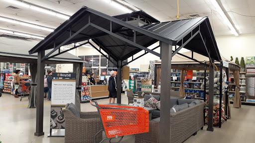 Discount Store «Big Lots», reviews and photos, 1520 3rd St SW, Winter Haven, FL 33880, USA