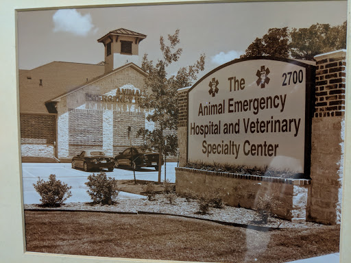 Veterinary Specialty Center & Animal Emergency Hospital
