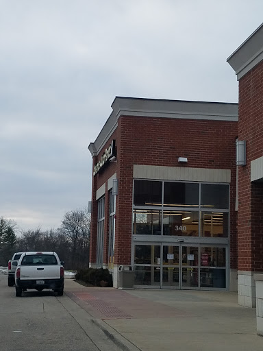 Auto Parts Store «Advance Auto Parts», reviews and photos, 340 Lake Marian Rd, Carpentersville, IL 60110, USA