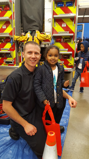 Tire Shop «Discount Tire Store - Apple Valley, MN», reviews and photos, 15102 Foliage Ave, Apple Valley, MN 55124, USA