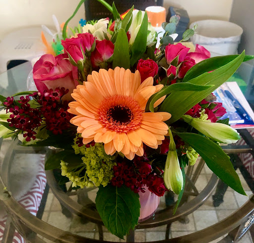 Florist «Ford Flower Co.», reviews and photos, 83 S Broadway, Salem, NH 03079, USA