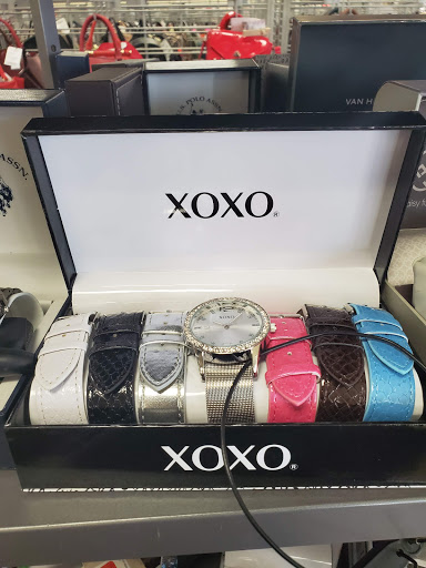 Clothing Store «Burlington Coat Factory», reviews and photos, 233 Broad St, Bridgewater, MA 02324, USA