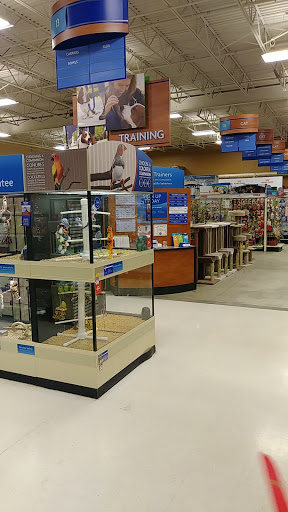 Pet Supply Store «PetSmart», reviews and photos, 42 Southgate Square, Colonial Heights, VA 23834, USA