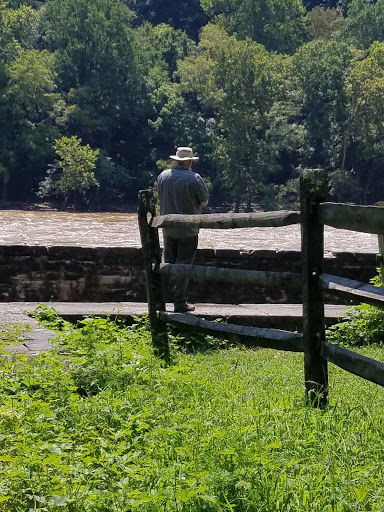 Bicycle Store «Harpers Ferry Outfitters & Bike Shop», reviews and photos, 129 Potomac St, Harpers Ferry, WV 25425, USA