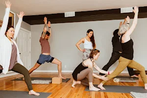 Thrive Yoga Summit image