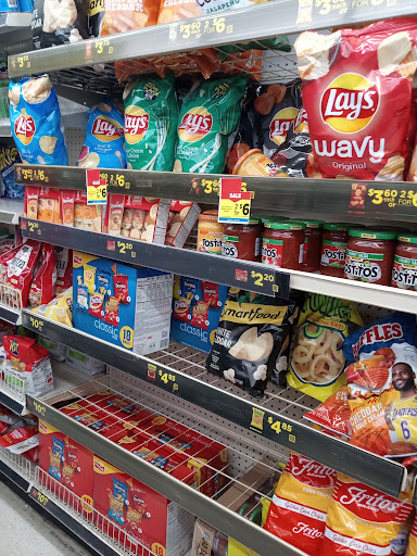 Shopping Mall «Village Square Shopping Center», reviews and photos, 2800 Recker Hwy, Winter Haven, FL 33880, USA