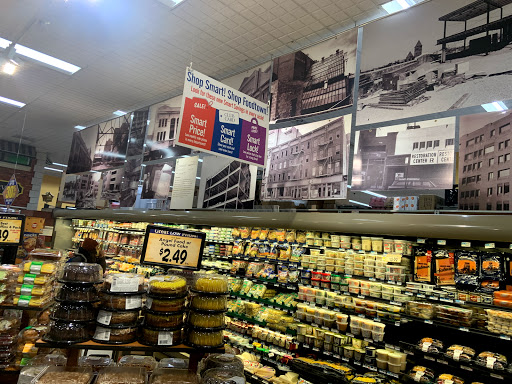 Grocery Store «Super Foodtown of Bedford Stuyvesant», reviews and photos, 1420 Fulton St, Brooklyn, NY 11216, USA