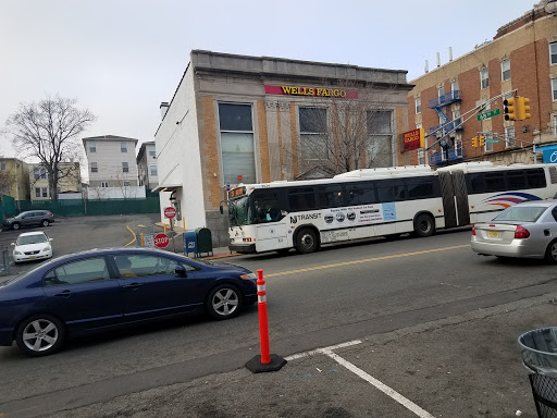 Wells Fargo Bank, 6727 Bergenline Ave, Guttenberg, NJ 07093, Bank