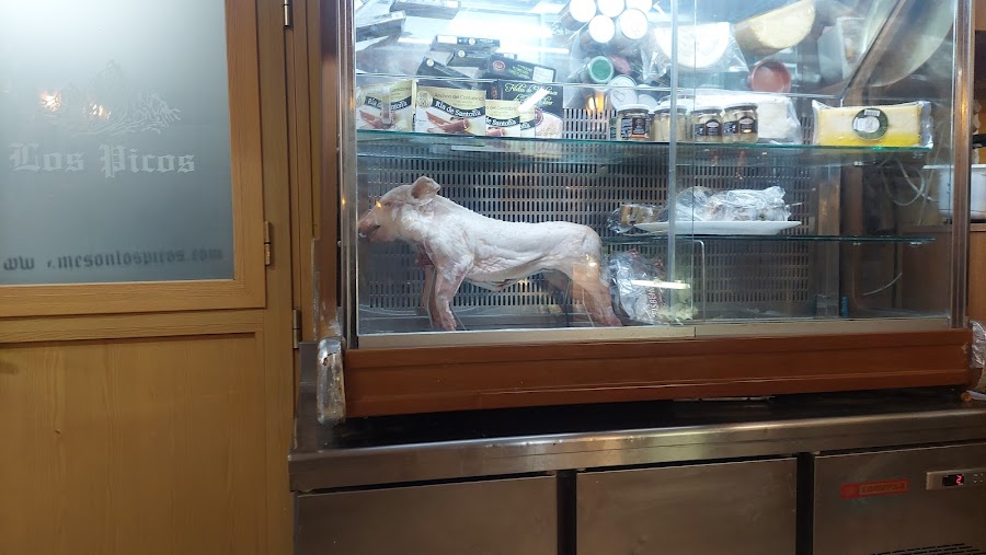 Mesón del Jamón Los Picos
