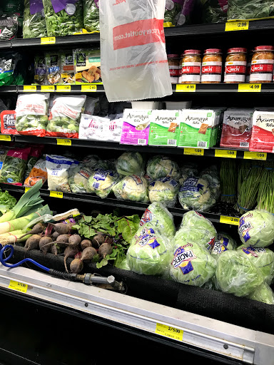 Grocery Store «Grocery Outlet Bargain Market», reviews and photos, 12010 San Pablo Ave, Richmond, CA 94805, USA