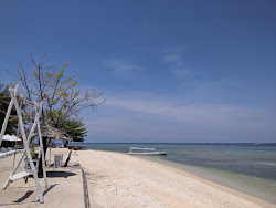 Gili Meno Seri Beach'in fotoğrafı - rahatlamayı sevenler arasında popüler bir yer