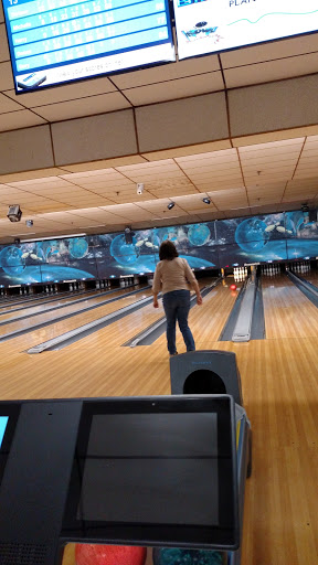 Bowling Alley «Cort-Lanes», reviews and photos, 928 NY-13, Cortland, NY 13045, USA