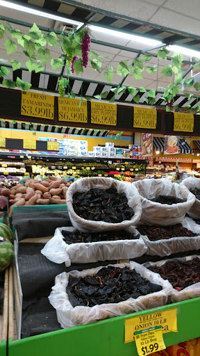 Supermarket «Trade Fair Supermarket», reviews and photos, 2220 36th Ave, Long Island City, NY 11106, USA