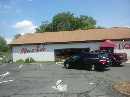 Liquor Store «Riverside Liquors Inc», reviews and photos, 1811 Main St, Agawam, MA 01001, USA