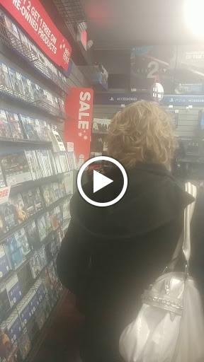 Video Game Store «GameStop», reviews and photos, 125 E Reynolds Rd #140, Lexington, KY 40517, USA