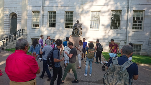 Monument «John Harvard Statue», reviews and photos, 1 Harvard Bus Tunnel, Cambridge, MA 02138, USA