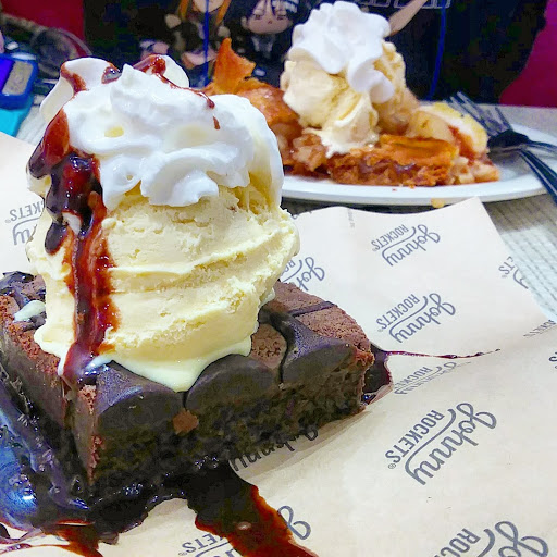 Shopping Mall «Pine Square», reviews and photos, 245 Pine Ave # 150, Long Beach, CA 90802, USA