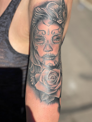 Explore amore tattoo ideas, creative tattoo ideas in Peoria, available at Modern Ink Tattoo