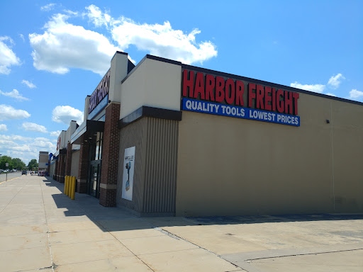 Hardware Store «Harbor Freight Tools», reviews and photos, 246 N West End Blvd, Quakertown, PA 18951, USA