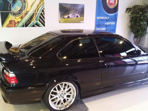 Auto Repair Shop «European Automotive Specialists of Atlanta», reviews and photos, 4550 Memorial Dr, Decatur, GA 30032, USA