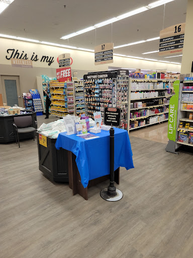 Grocery Store «Jewel-Osco», reviews and photos, 1320 Sycamore Rd, DeKalb, IL 60115, USA