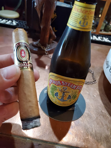 Tobacco Shop «Bowling Green Pipe & Cigar», reviews and photos, 434 E Main Ave, Bowling Green, KY 42101, USA