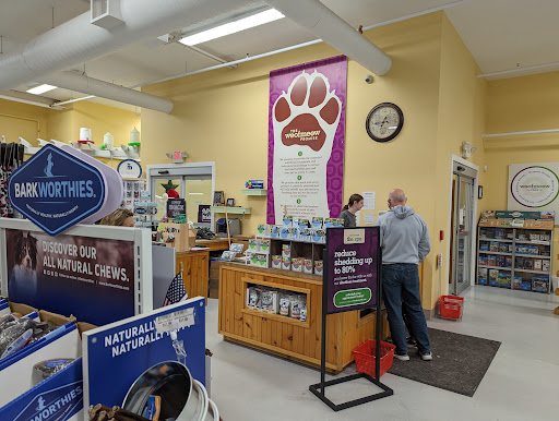 Pet Store «Woofmeow Family Pet Center», reviews and photos, 19 Manchester Rd Suite A, Derry, NH 03038, USA