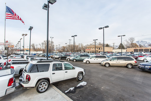 Car Dealer «Low Book Sales Used Cars of Salt Lake City», reviews and photos, 3371 State St, Salt Lake City, UT 84115, USA