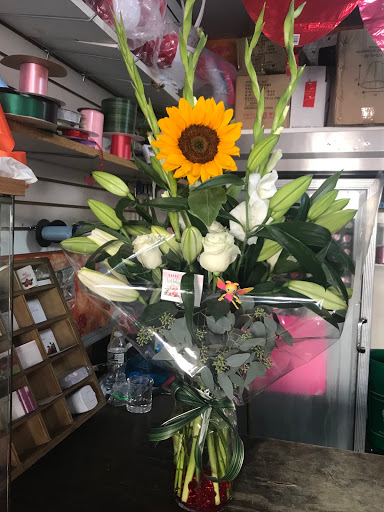 Florist «Ines Flower Shop», reviews and photos, 370 54th St, Brooklyn, NY 11220, USA