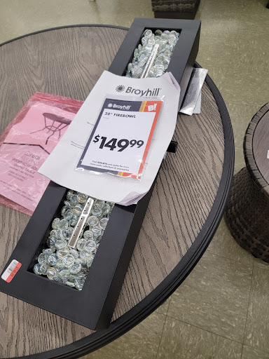 Discount Store «Big Lots», reviews and photos, 924 N Main St, Suffolk, VA 23434, USA