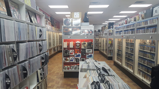 Collectibles Store «The Exchange», reviews and photos, 1524 N Milwaukee Ave, Chicago, IL 60622, USA