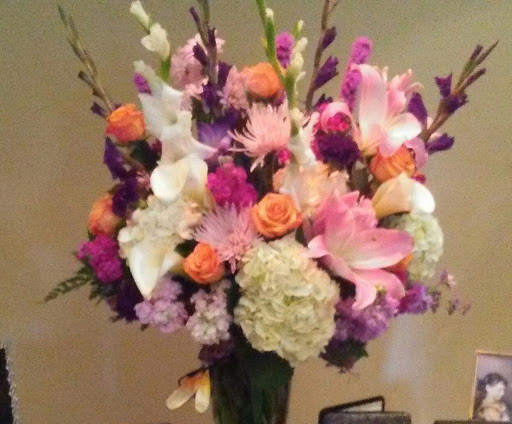 Florist «Country Florist», reviews and photos, 1302 W Arkansas Ln, Arlington, TX 76013, USA