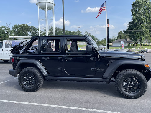 Chrysler Dealer «Jake Sweeney Chrysler Jeep Dodge, Inc.», reviews and photos, 85 W Kemper Rd, Springdale, OH 45246, USA