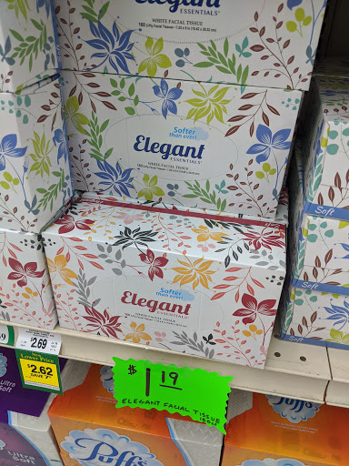 Grocery Store «Hollywood Super Market», reviews and photos, 714 N Main St, Royal Oak, MI 48067, USA