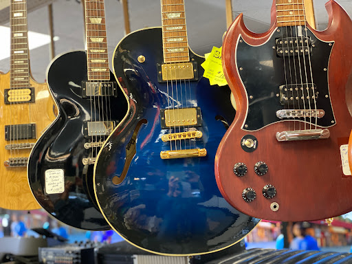 Pawn Shop «Wizebuys PawnBrokers Outlet», reviews and photos, 2928 E Highland Rd, Highland Charter Twp, MI 48356, USA