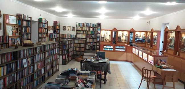 OMart Könyvesbolt és Ékszerüzlet - Bevásárlóközpont
